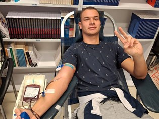 576848839_1285170560321100_3474600767134008429_n (1).jpg